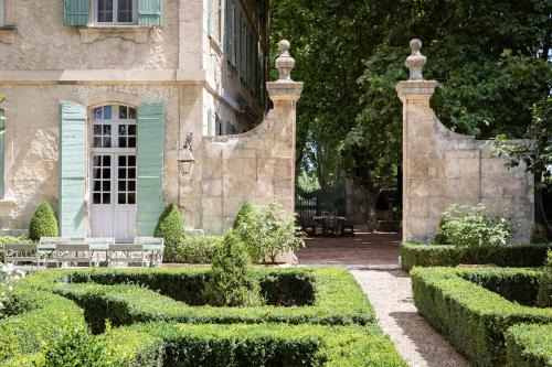 St.-Remy-de-Provence Bed & Breakfast | Domaine de Chalamon