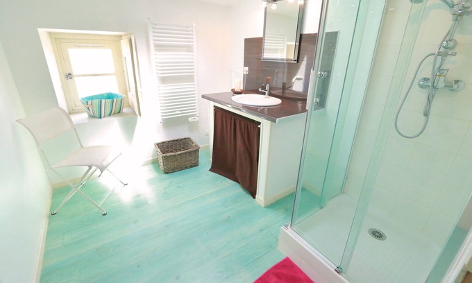 Aragon Cottage | Domaine de Garille - The Well