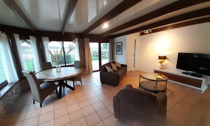 Rue House | Domaine de L'ermitage Gîte les Hérons