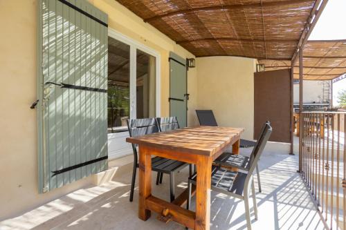 Eyguieres Apartment | Domaine De Meyrol - Gite 2