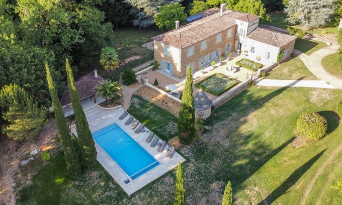 Carsac-Aillac Villa | Domaine Des Maronniers