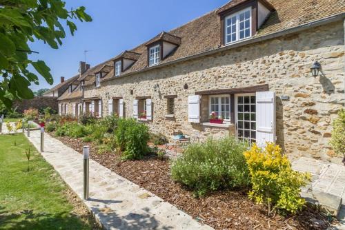 Petit Moisenay Apartment | Domaine des Trois chateaux