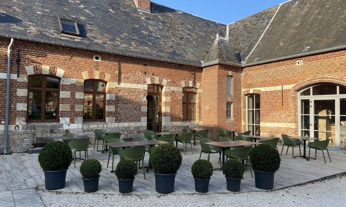 Aisonville-et-Bernoville Hotel | Domaine des Lumières