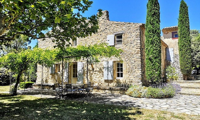 La Bastide-des-Jourdans House | Domaine de Beaumont, comfortable privacy area with pool and tennis court.