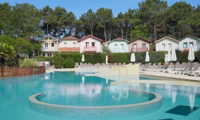 Lacanau-Ocean House | Domaine Golf Resort by Interhome