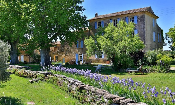 Puyvert Bed & Breakfast | Domaine la Carraire