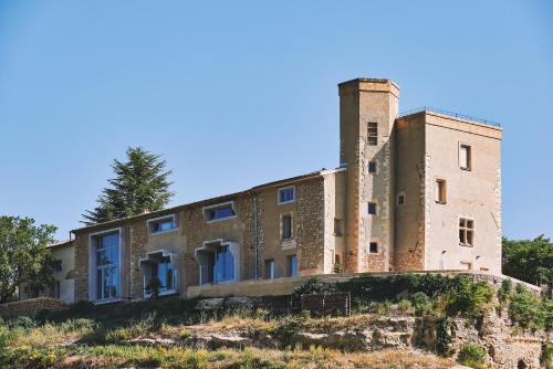 Villelaure Bed & Breakfast | Domaine La Ferme HI bride