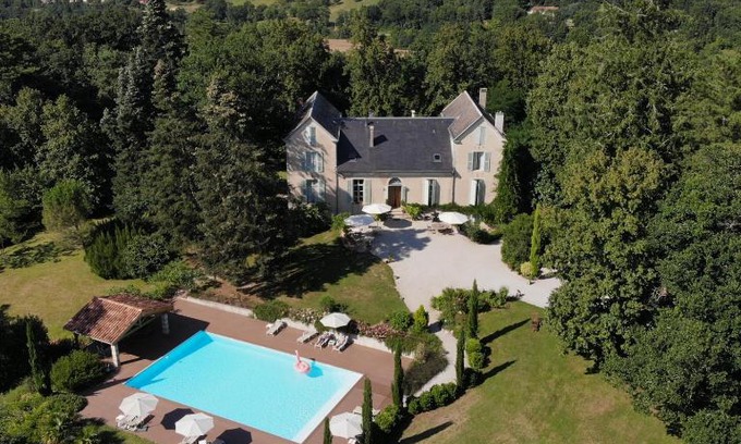 Castres Bed & Breakfast | Domaine Le Castelet