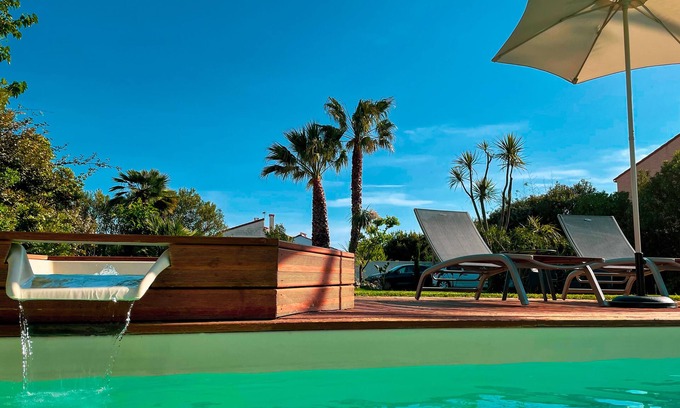 Le Barcares Hotel | Domaine Le Courti