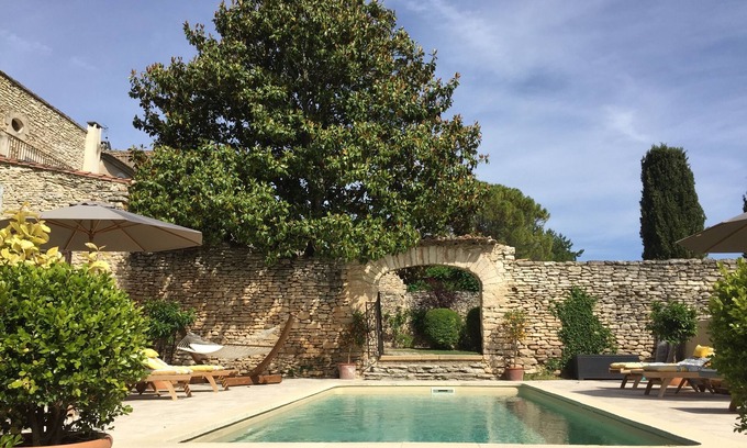 Gordes Bed & Breakfast | Domaine Les Martins