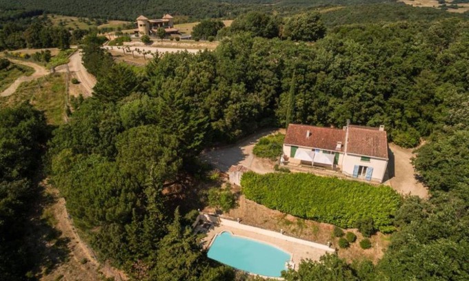 Villarzel-du-Razes Villa | DOMAINE LES TOURTINES 28 PERSONNES AVEC PISCINES PRIVEES
