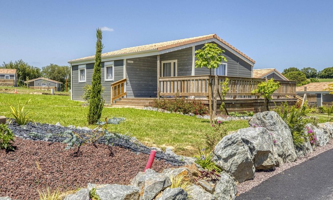 Les Epesses RV Rental | Domaine Mélusine