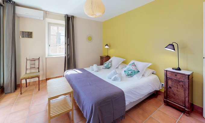 Fabrezan Apartment | Domaine Paul Huc, upscale apartment in the heart of Corbières