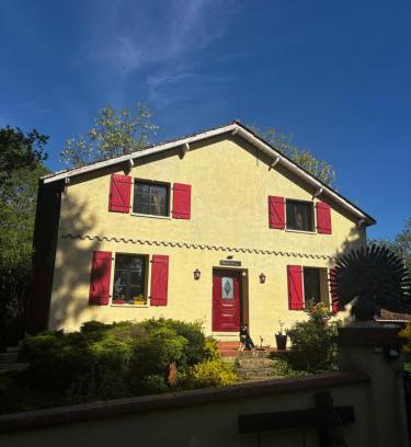 Laujuzan Bed & Breakfast | Domaine Pierrot