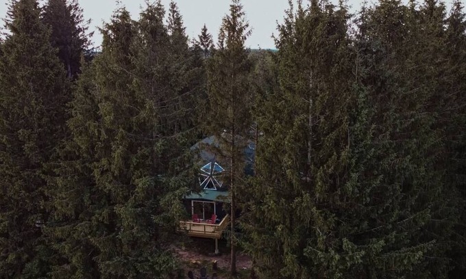 Livingston Manor Apartment | Dome House - beautifully designed with views!