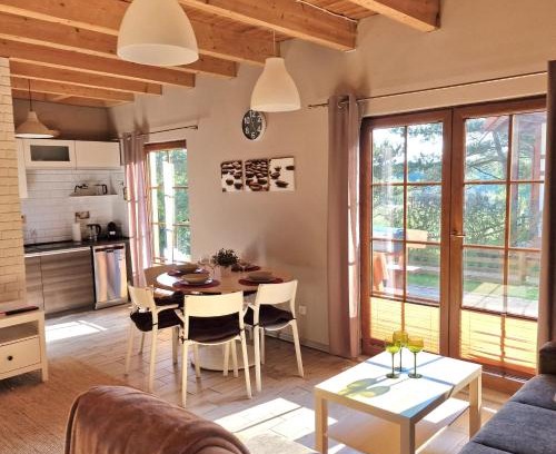 Kolczyglowy House | Domek A 133 Caffe Latte- Kaszubska Ostoja