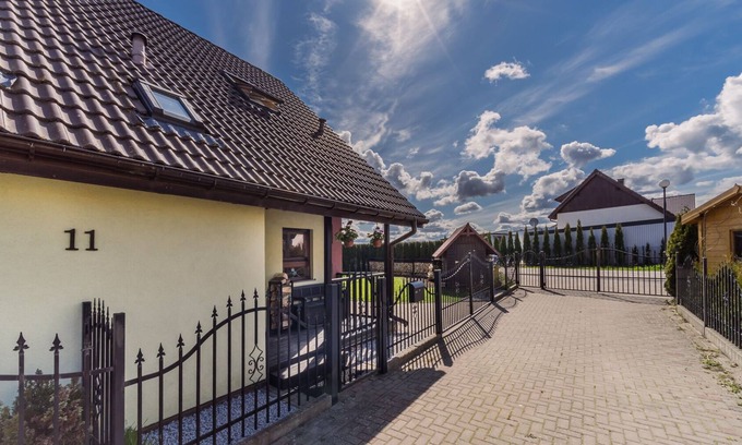 gmina Karnice House | Domek na Zacisznej. Year-round, fenced vacation home by the sea in Poland