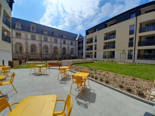 Chalons-en-Champagne Apartment | Domitys La Clef des Arts