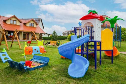 Chlapowo House | Domki Apartamentowe WIKING