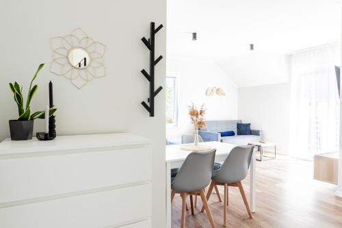 Ostrowo Cabin | Domki i Apartamenty Kacper- Świetna lokalizacja blisko plaży