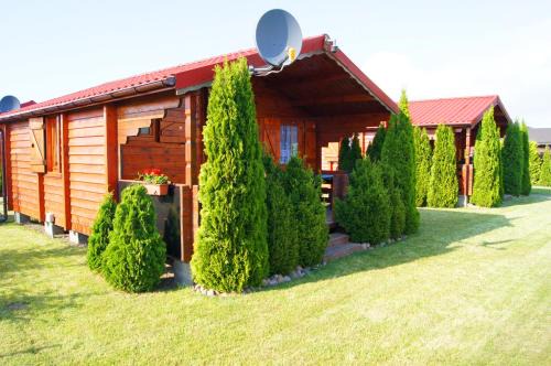 Postomino Cabin | Domki Letniskowe ,Tęcza"