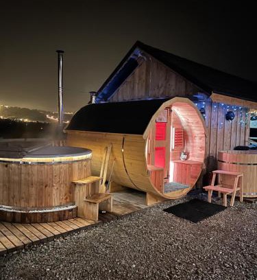 Czarna Gora Ski Chalet | Domki Na Stoku