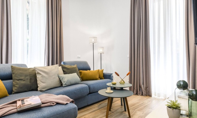 Quartiere III Pinciano Apartment | Domus Augustea - Cesare