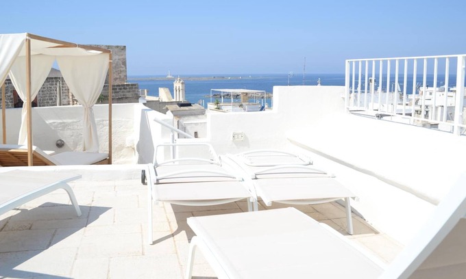 Gallipoli Historic Center House | Domus Dejana