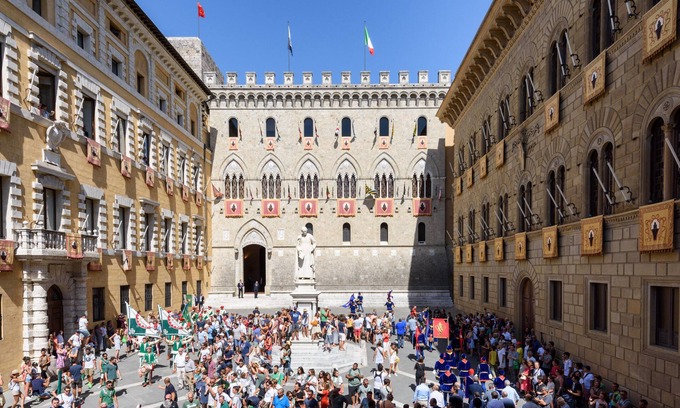 Siena Historical Center House | Domus Nannini SPA - Palazzo Nannini - Loggia Salimbeni
