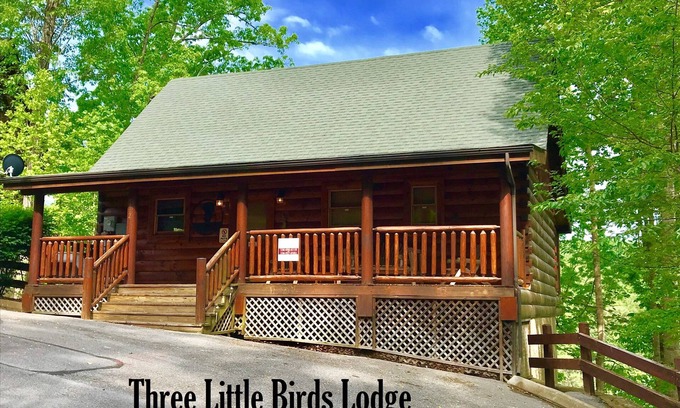 Sevierville Cabin | Don't Worry About a Thing!/Amazing View/Easy Roads/Close to Attractions