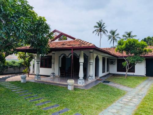 Ekala Villa | Dona's villa in Pamunugama
