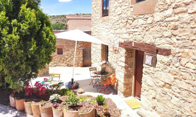 Montejo de Tiermes House | Donde Elvira