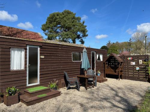 Carrigans Ski Chalet | Donegal Cabin with Hot tub Option