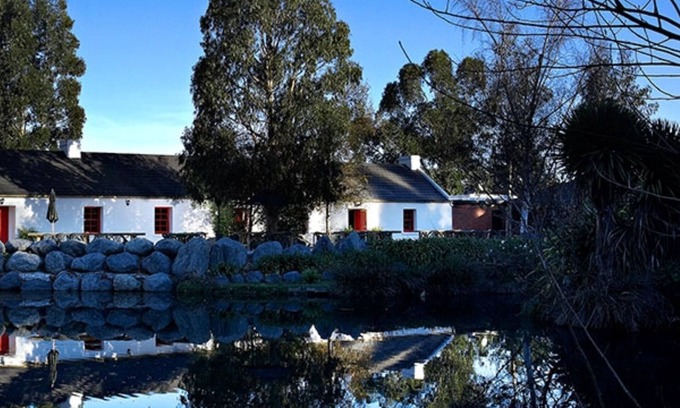 Kaikoura Hotel | Donegal House