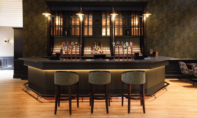 Newbury Hotel | Donnington & Co.