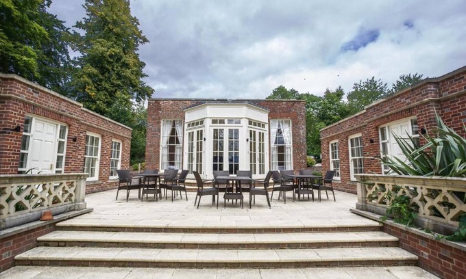 Newbury House | Donnington Grove Country Club