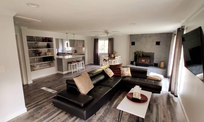 Sturgeon Bay House | Door County Cottage, near Haines Beach!