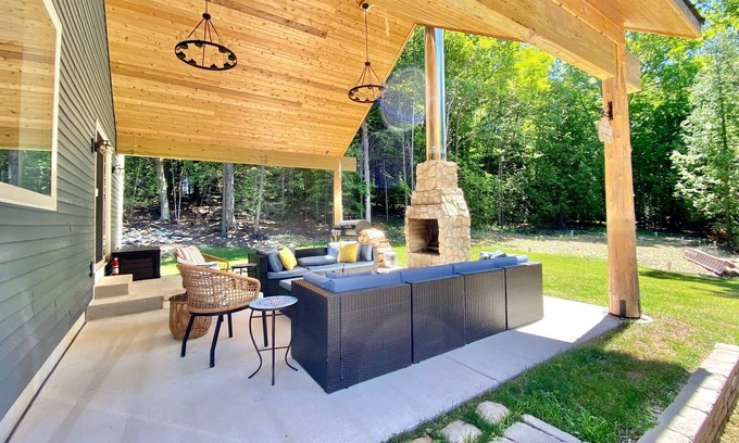 Egg Harbor Cottage | Door County Cottage Retreat of Egg Harbor, Walk to Beach/Town