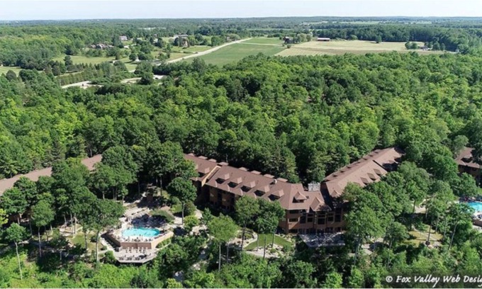 Egg Harbor Resort | Door County Landmark Resort - Overlooking The Waters Of Green Bay