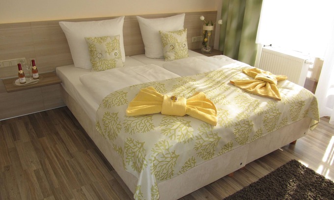 Cottbus House | Doppelzimmer 1 - Hotel Willmersdorfer Hof S
