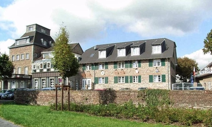 Rhein-Erft-Kreis District House | Doppelzimmer 203