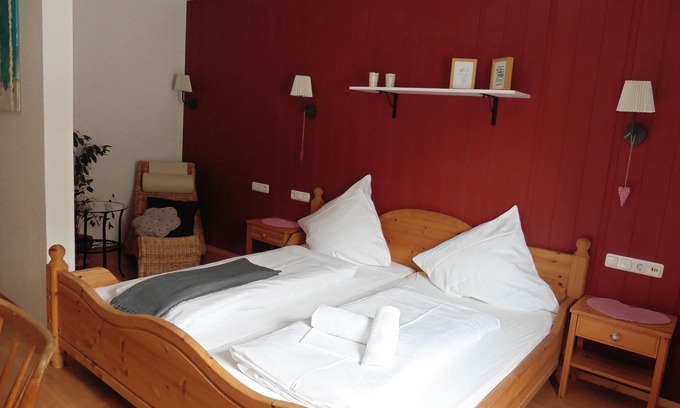 Horgenzell Apartment | Doppelzimmer, 24qm, mit Dusche und WC