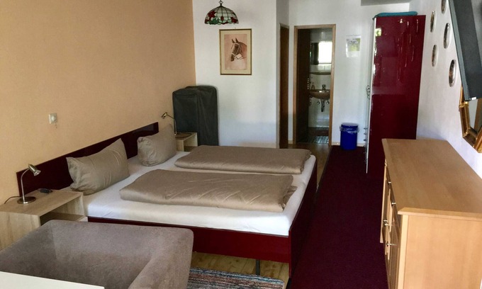 Meersburg Bed & Breakfast | Doppelzimmer B - Gästehaus am Lindenweg