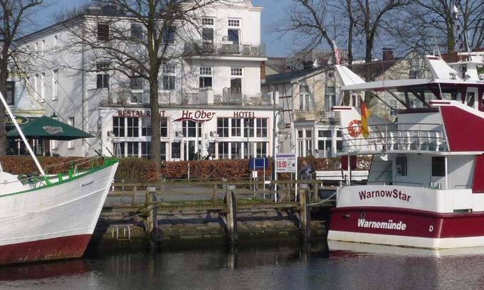 Warnemuende Apartment | Doppelzimmer Bar, direkt am Alten Strom