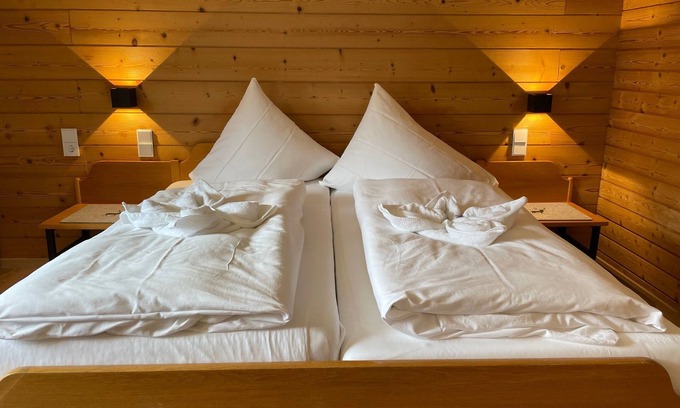 Schattwald Apartment | Doppelzimmer - Gästehaus Holl