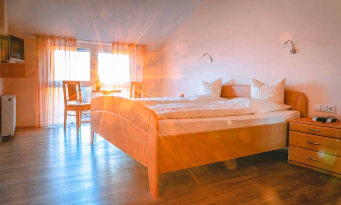 Oedheim Other | Doppelzimmer Lemberger - Ferienhof Laurentius