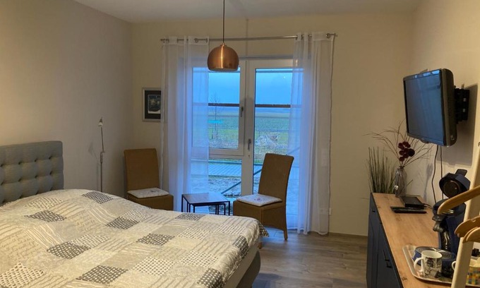 Siefersheim House | Doppelzimmer mit Ausblick