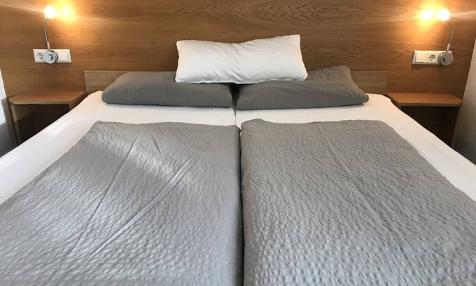 Lauterach Apartment | Doppelzimmer mit Dusche und WC