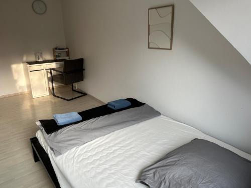 Henstedt-Ulzburg Apartment | Doppelzimmer nahe Hamburg Airport and City