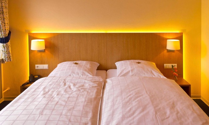 Lichtenstein House | Doppelzimmer - Stahlecker Hof